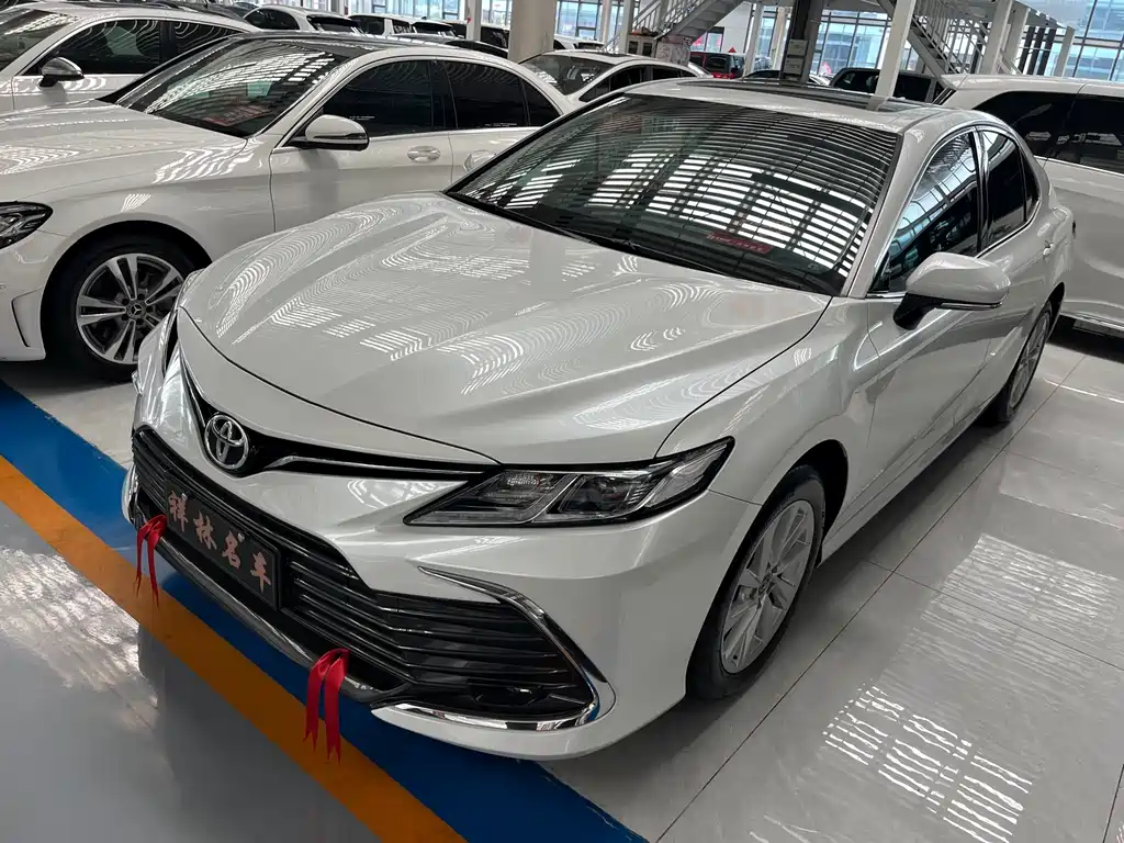 Toyota Camry 2023