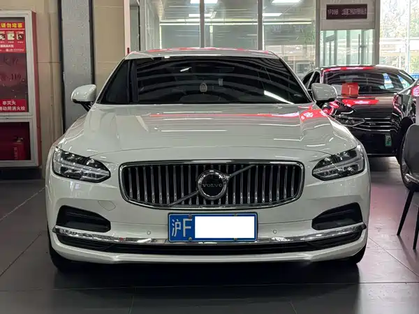Volvo S90 2024