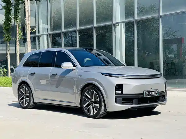 Li Auto L8 2024
