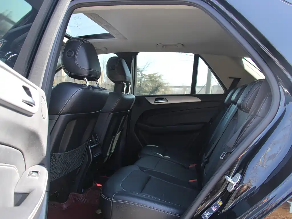 Mercedes-Benz M-Class 2014 — фото 14