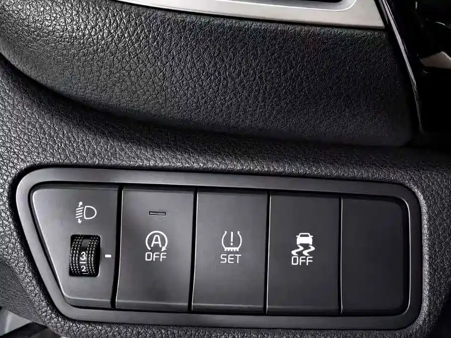 Kia KX3 Proud Running 2022 — фото 13
