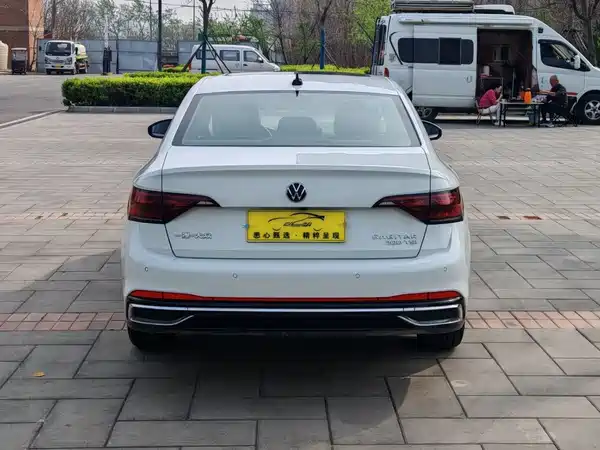 Volkswagen Sagitar 2023