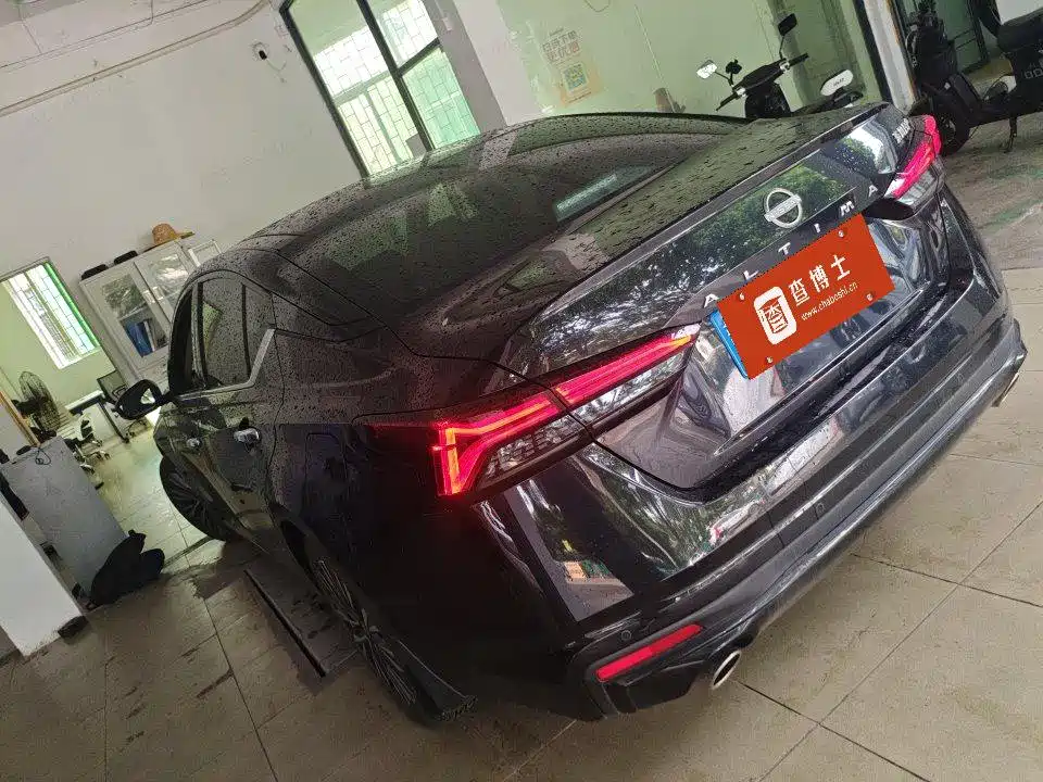 Nissan Teana 2024