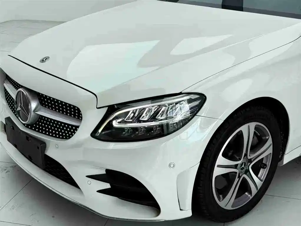 Mercedes-Benz C-Class 2019 — фото 6
