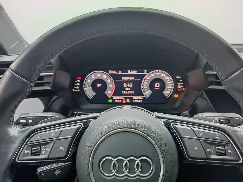 Audi A3 2022 — фото 10