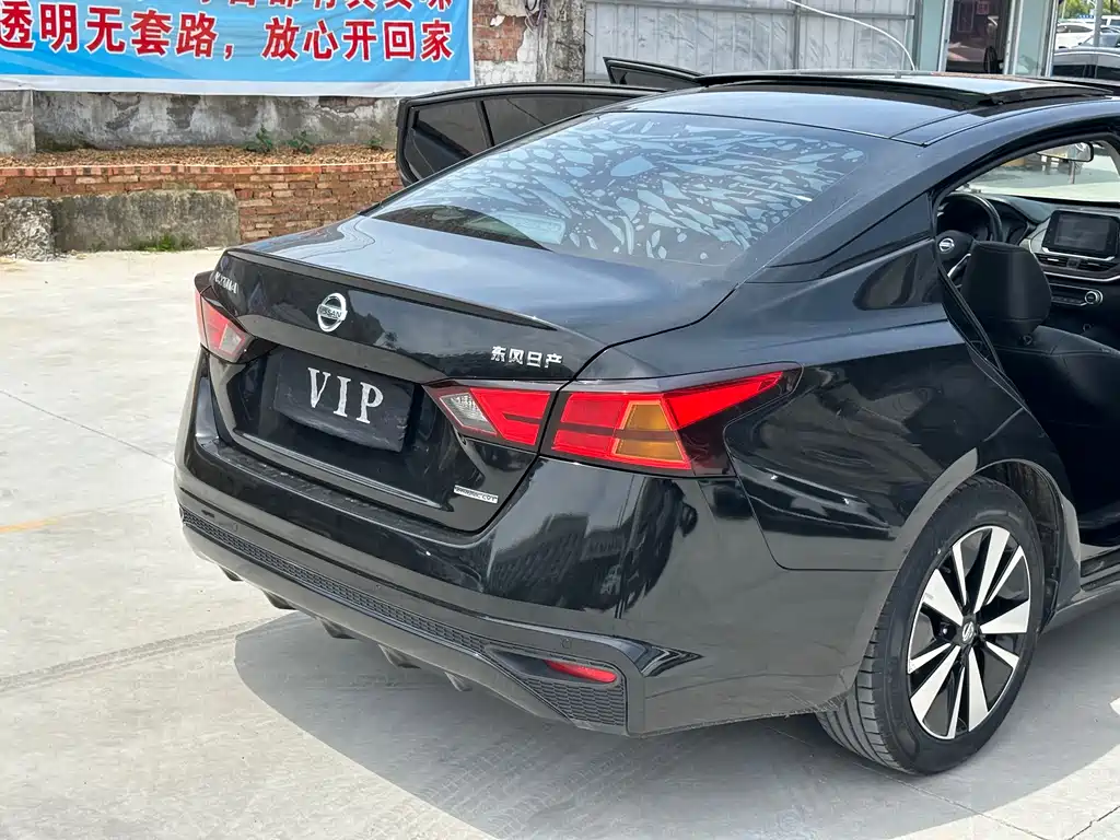 Nissan Teana 2022 — фото 19