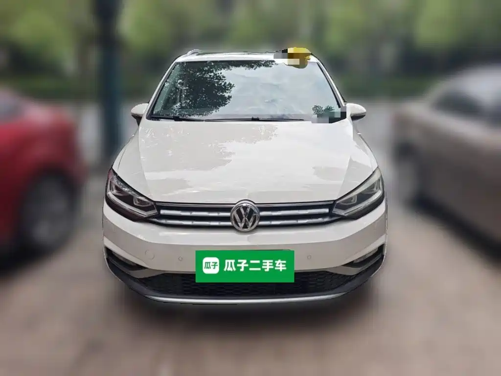 Volkswagen Touran 2019 — фото 23