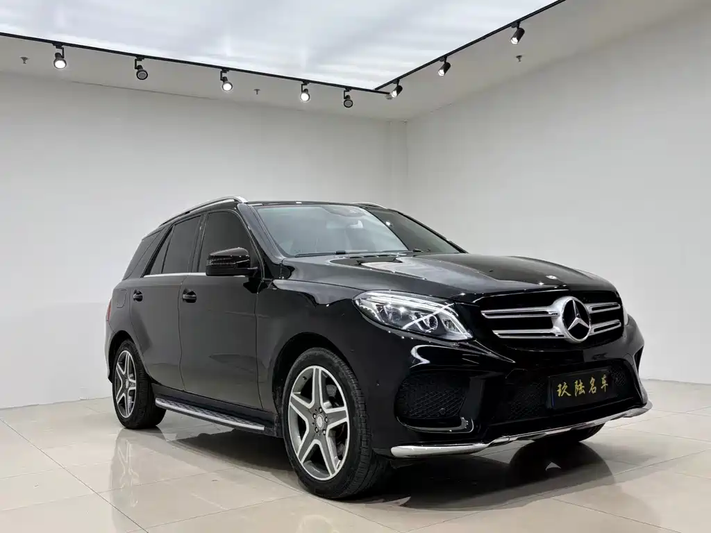Mercedes-Benz GLE 2016
