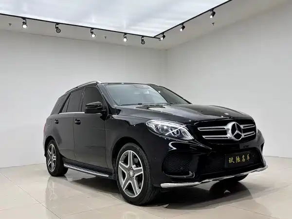 Mercedes-Benz GLE 2016