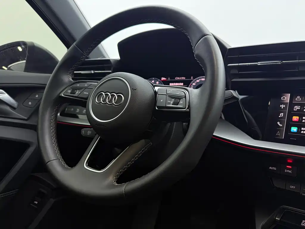 Audi A3 2024 — фото 14