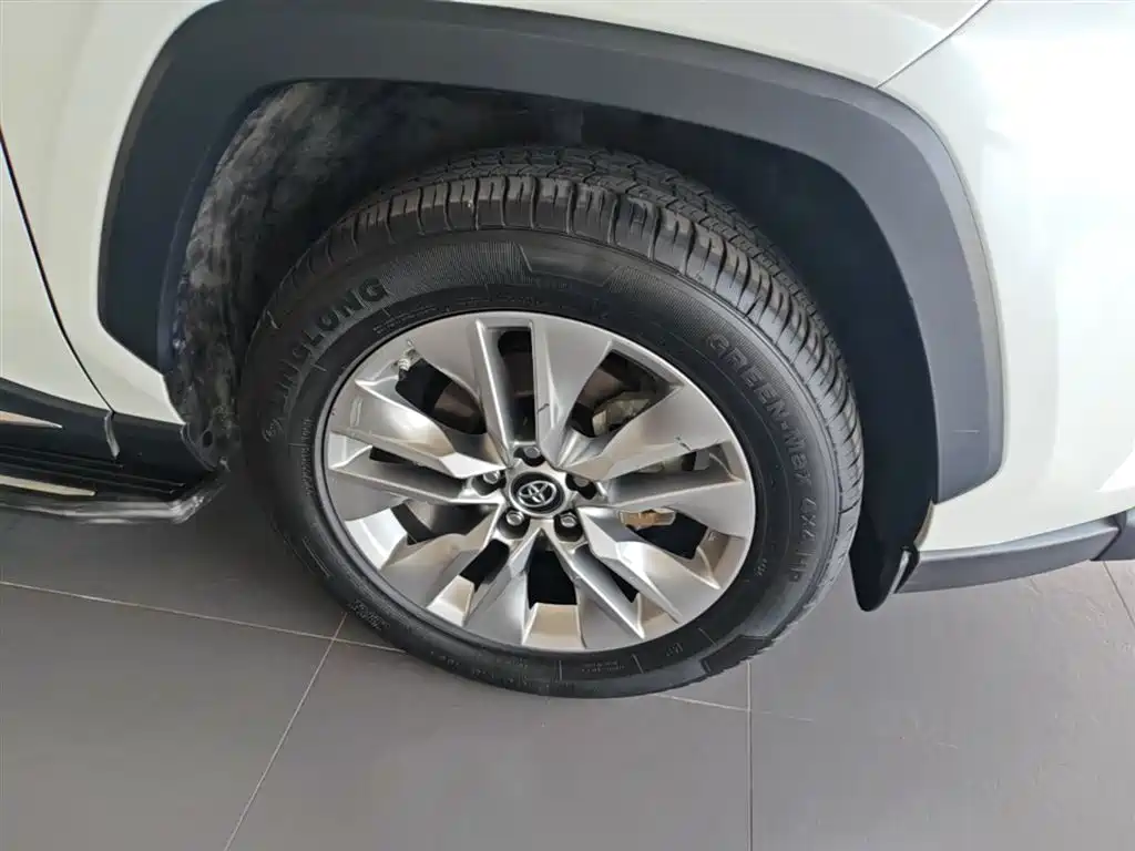 Toyota Wildlander 2020 — фото 14