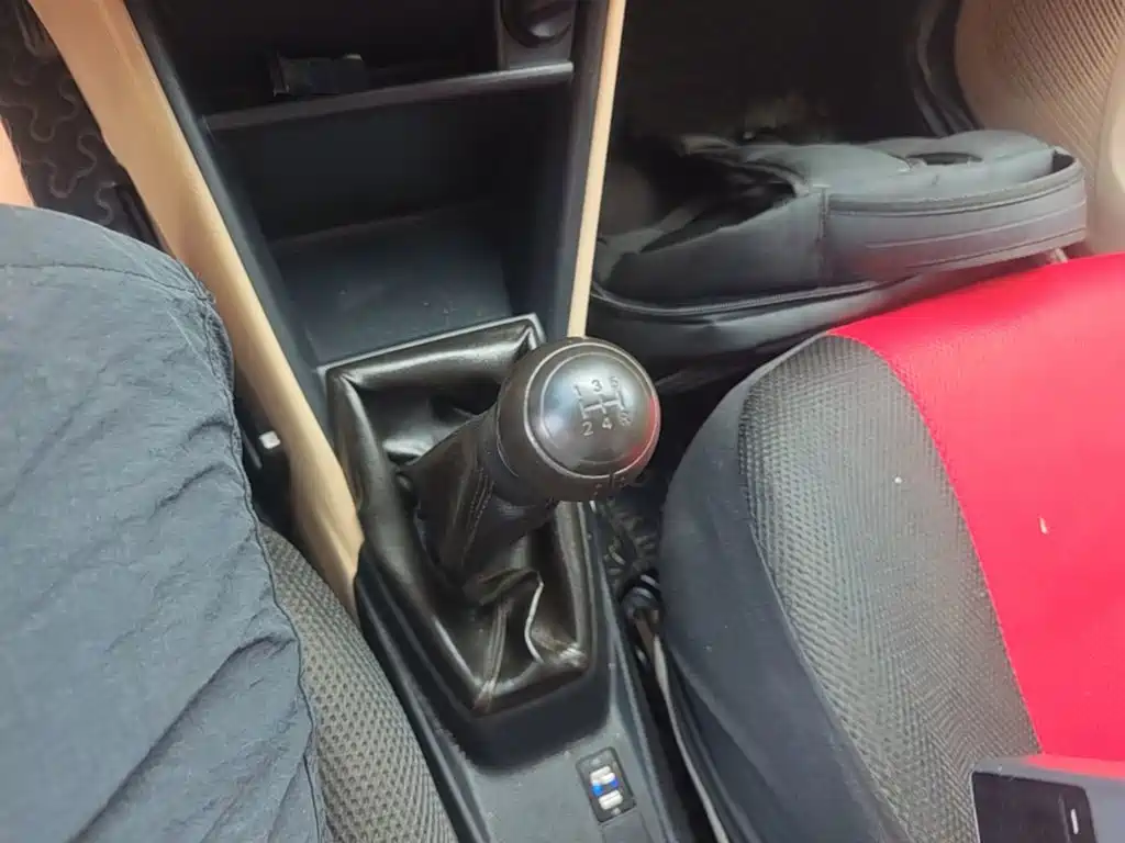 Toyota Vios 2015 — фото 14
