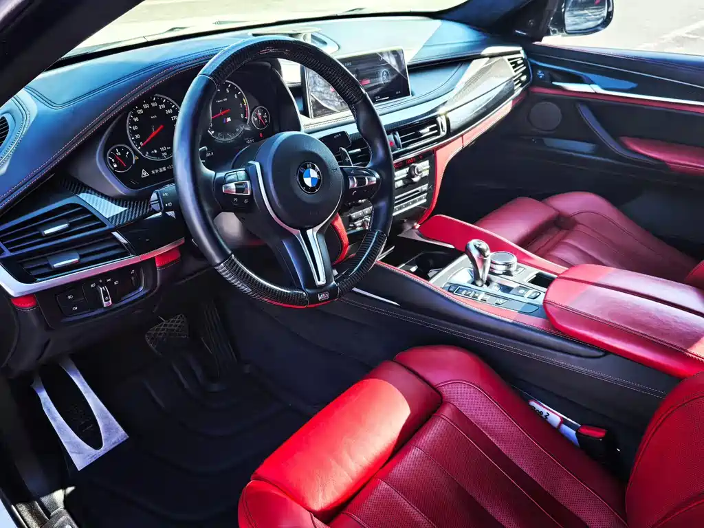 BMW X6 M 2019 — фото 2