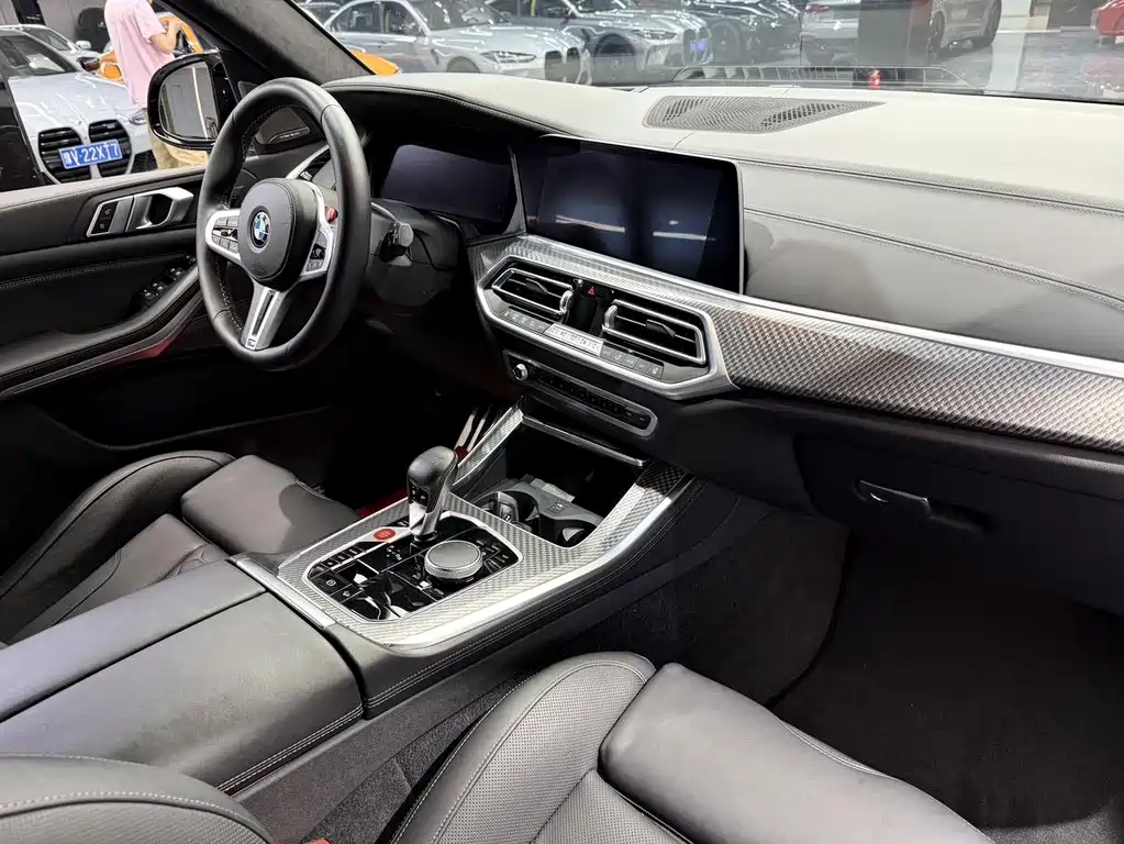 BMW X5 M 2021 — фото 10