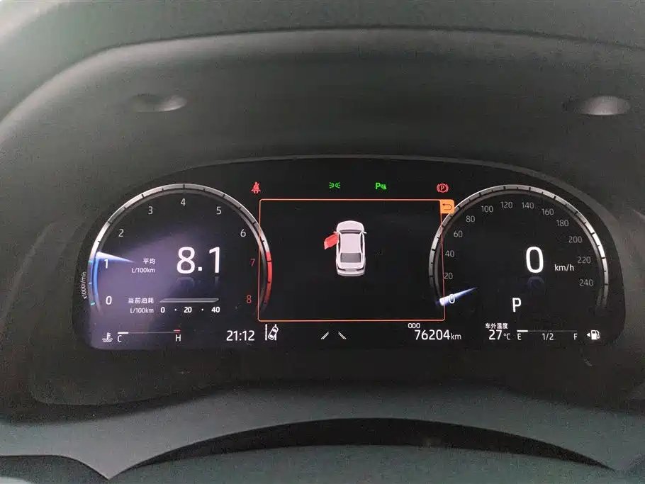Toyota Camry 2022 — фото 14