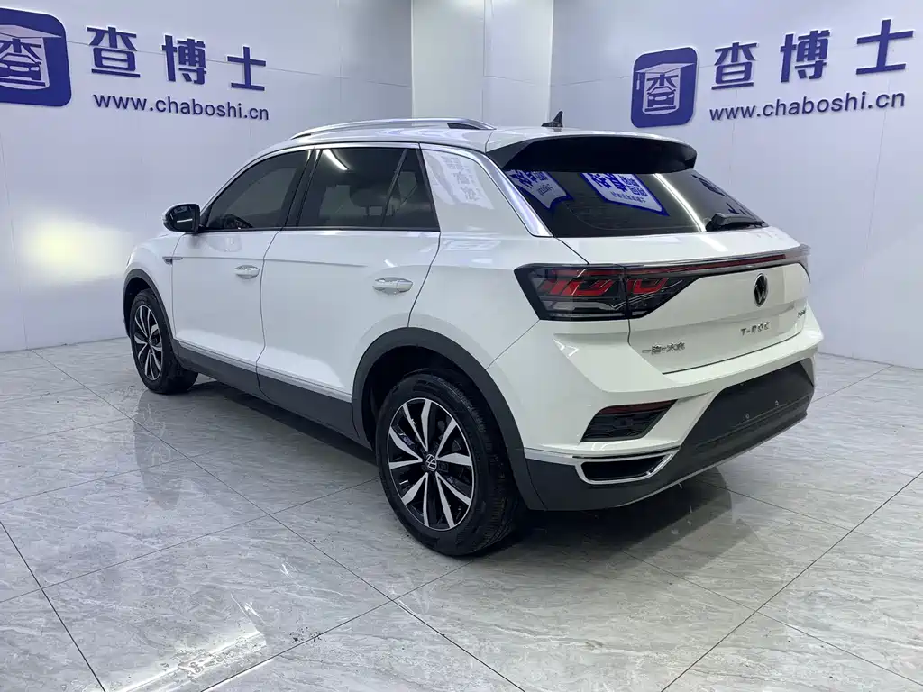 Volkswagen T-Roc 2023 — фото 17
