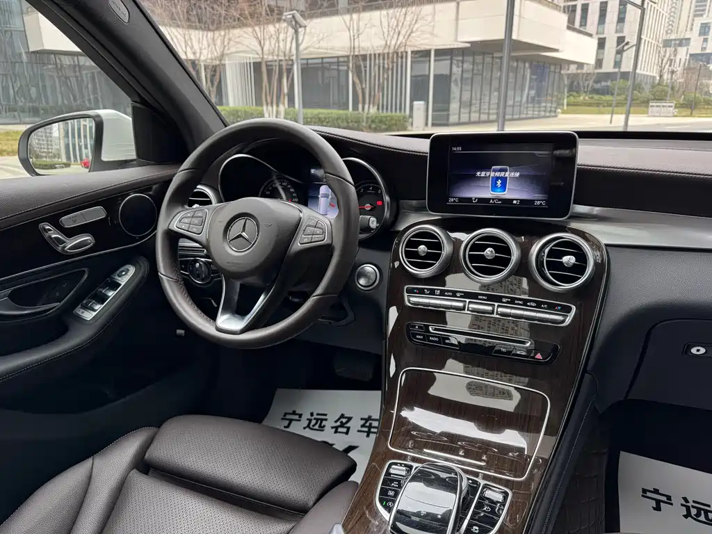 Mercedes-Benz GLC 2019 — фото 17