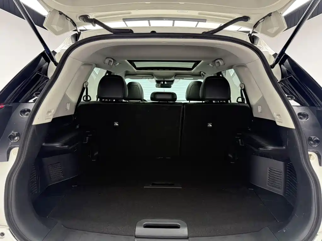 Nissan X-Trail 2023 — фото 9