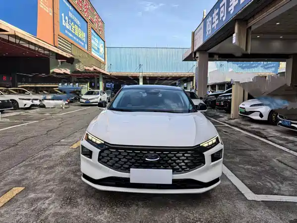 Ford Mondeo 2023