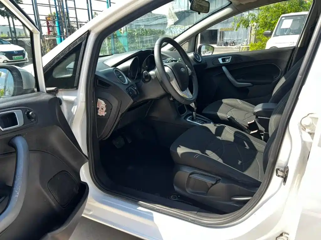 Ford Fiesta 2014
