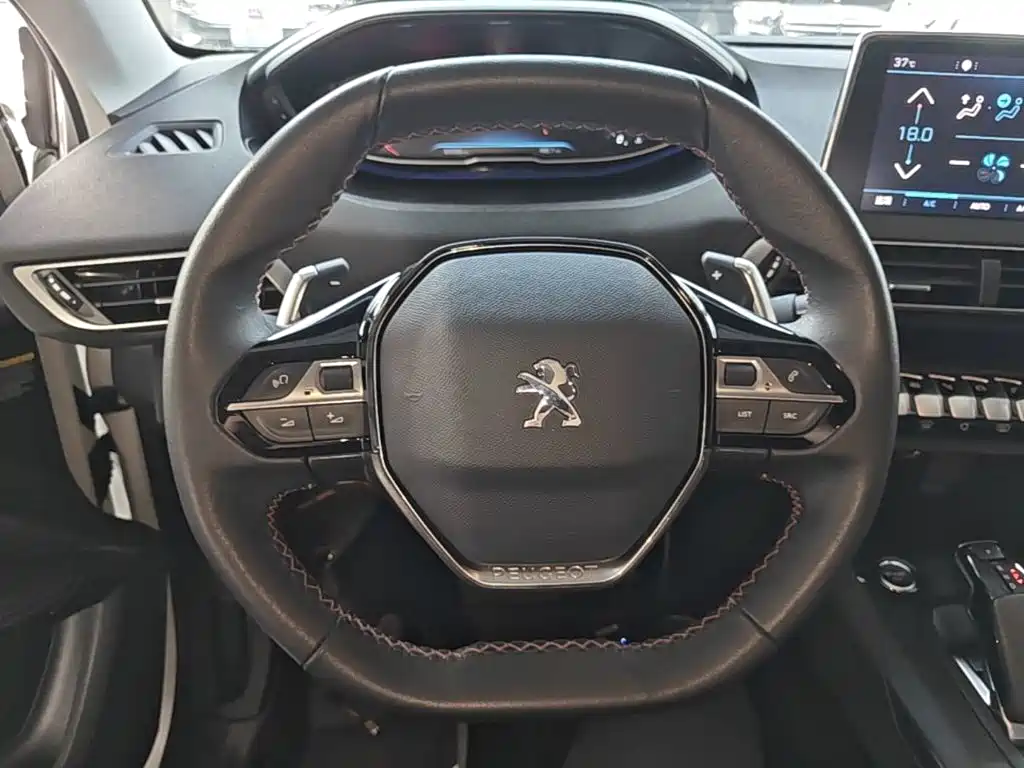 Peugeot 4008 2018 — фото 11