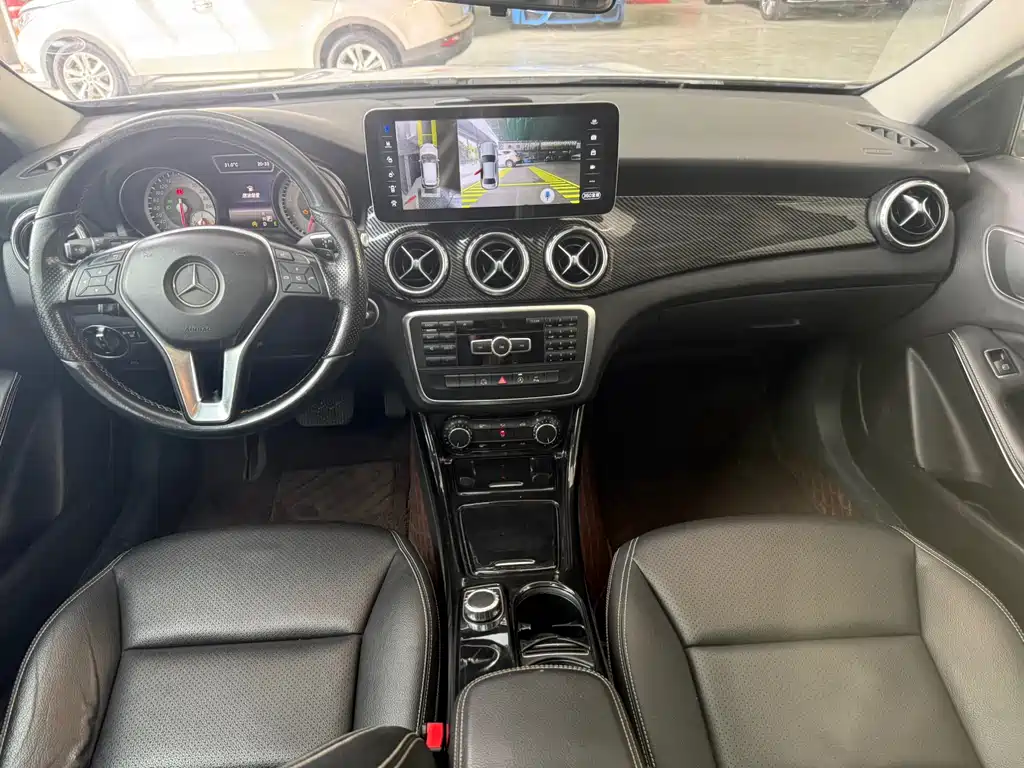 Mercedes-Benz GLA 2015 — фото 15