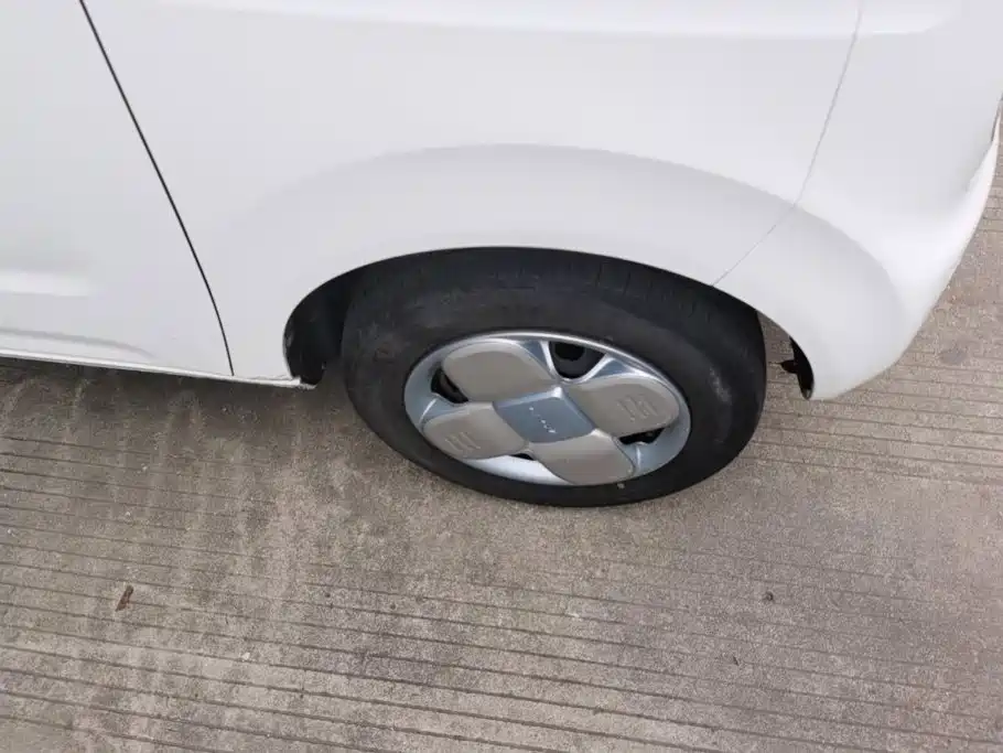Geely Galaxy Panda 2023