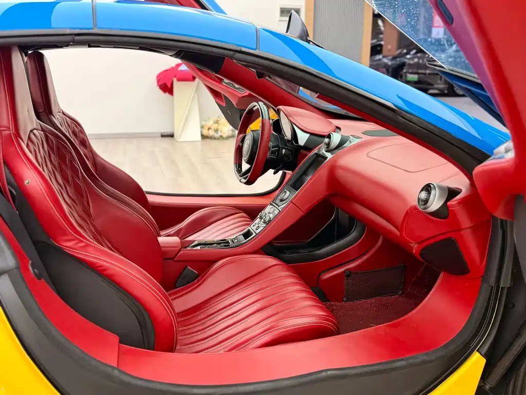 McLaren 12C 2015 — фото 15