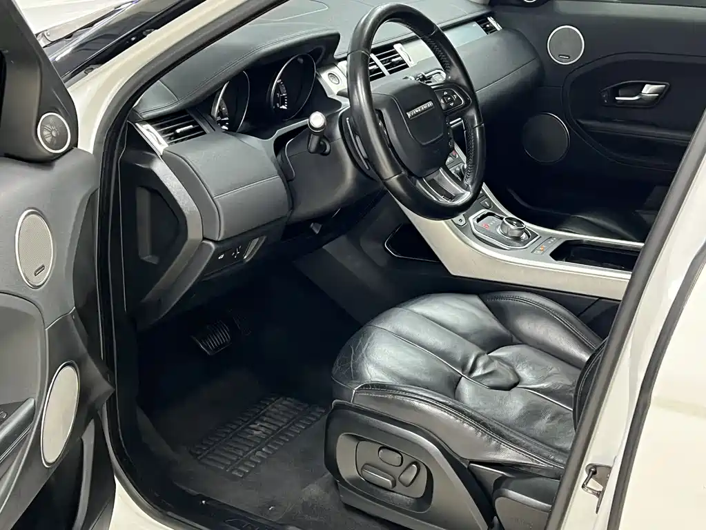 Land Rover Range Rover Evoque 2015 — фото 4