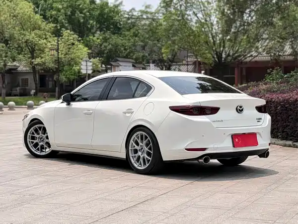 Mazda 3 Axela 2020
