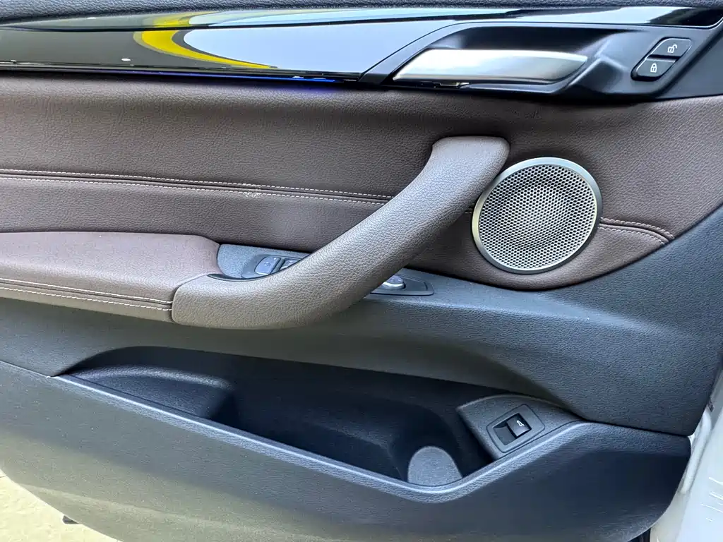 BMW X1 2022 — фото 15