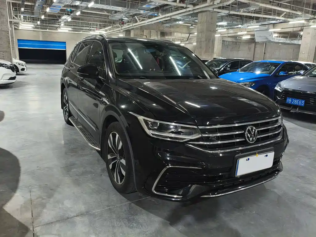 Volkswagen Tiguan L 2022 — фото 3