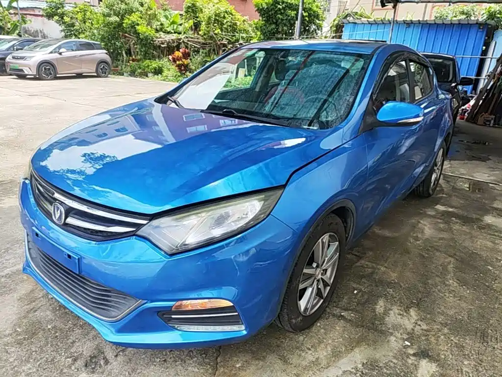 Changan Eado XT 2017 — фото 1