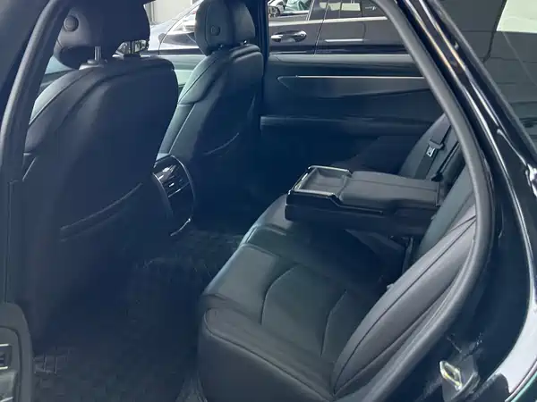 Cadillac CT6 2024