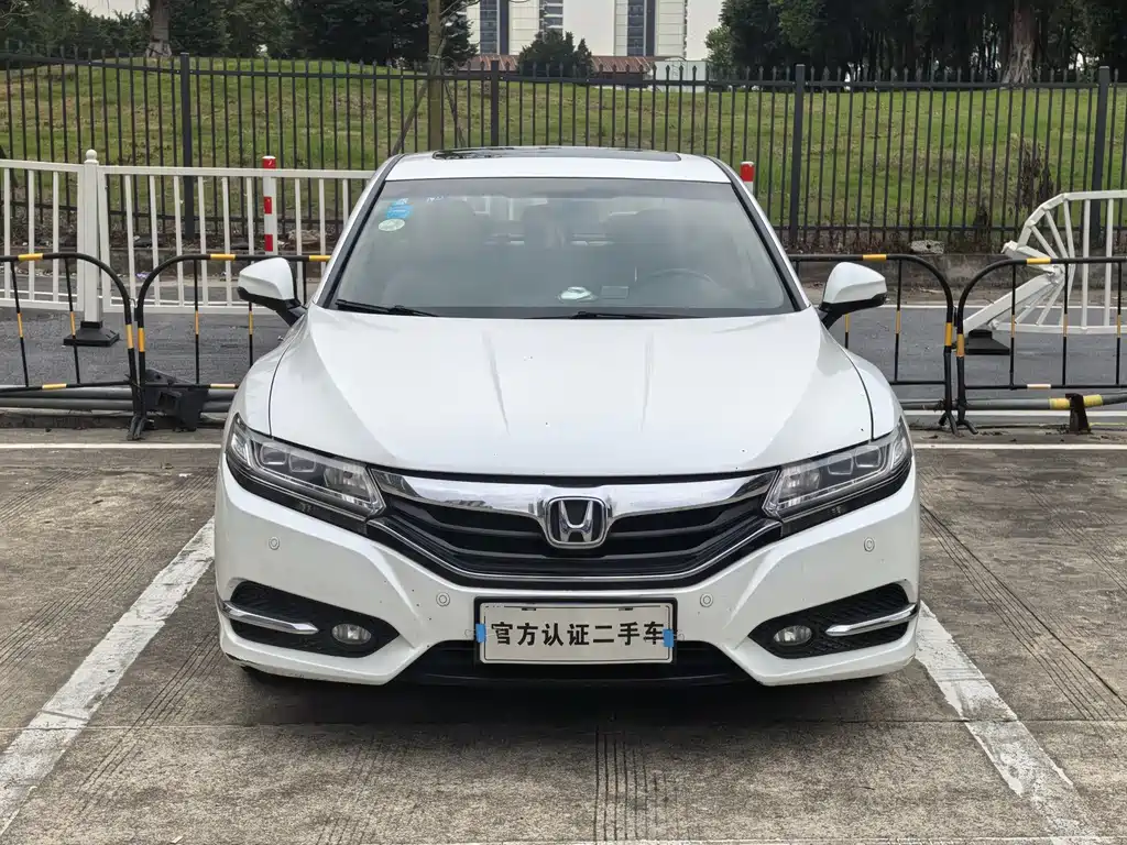 Honda Spirior 2016 — фото 2