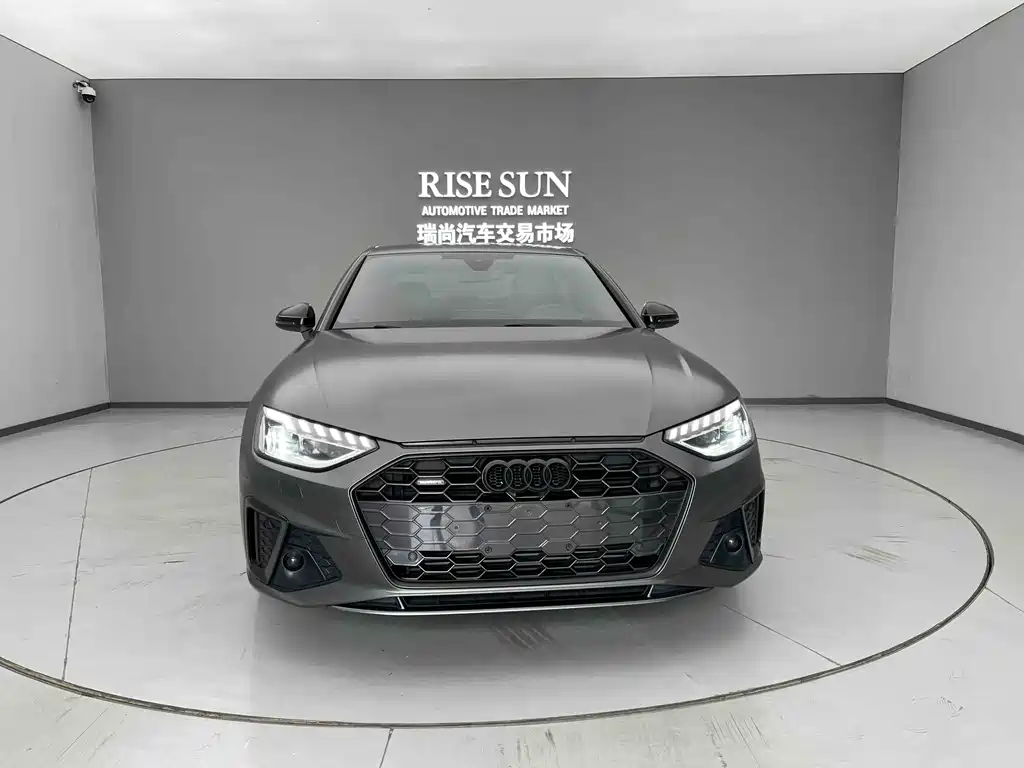 Audi A4L 2020