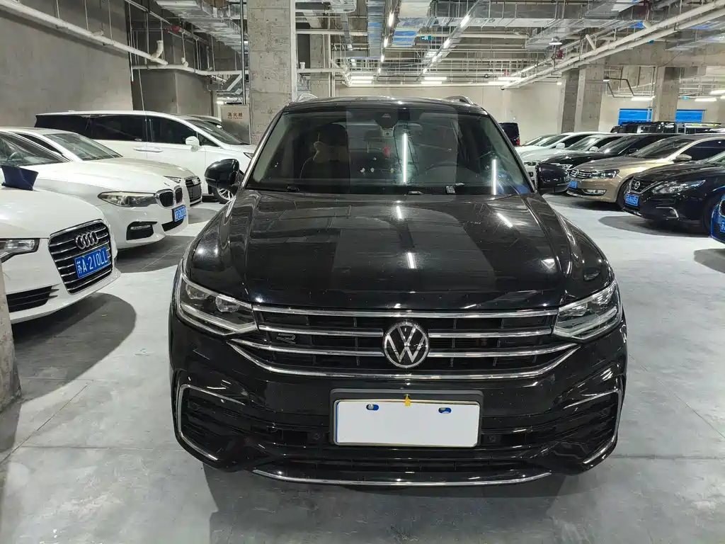 Volkswagen Tiguan L 2022 — фото 2