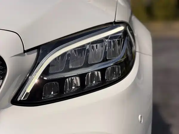 Mercedes-Benz C-Class 2020