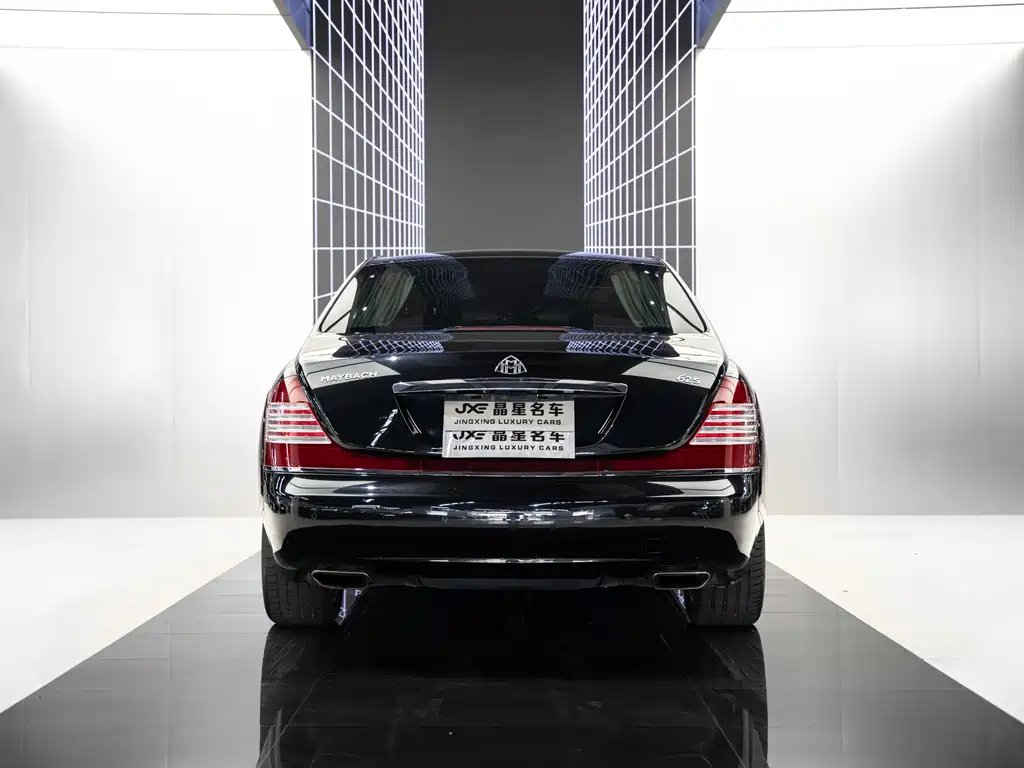 Maybach Maybach 2011 — фото 14
