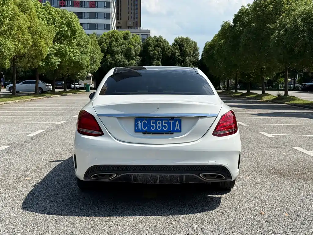 Mercedes-Benz C-Class 2015 — фото 18