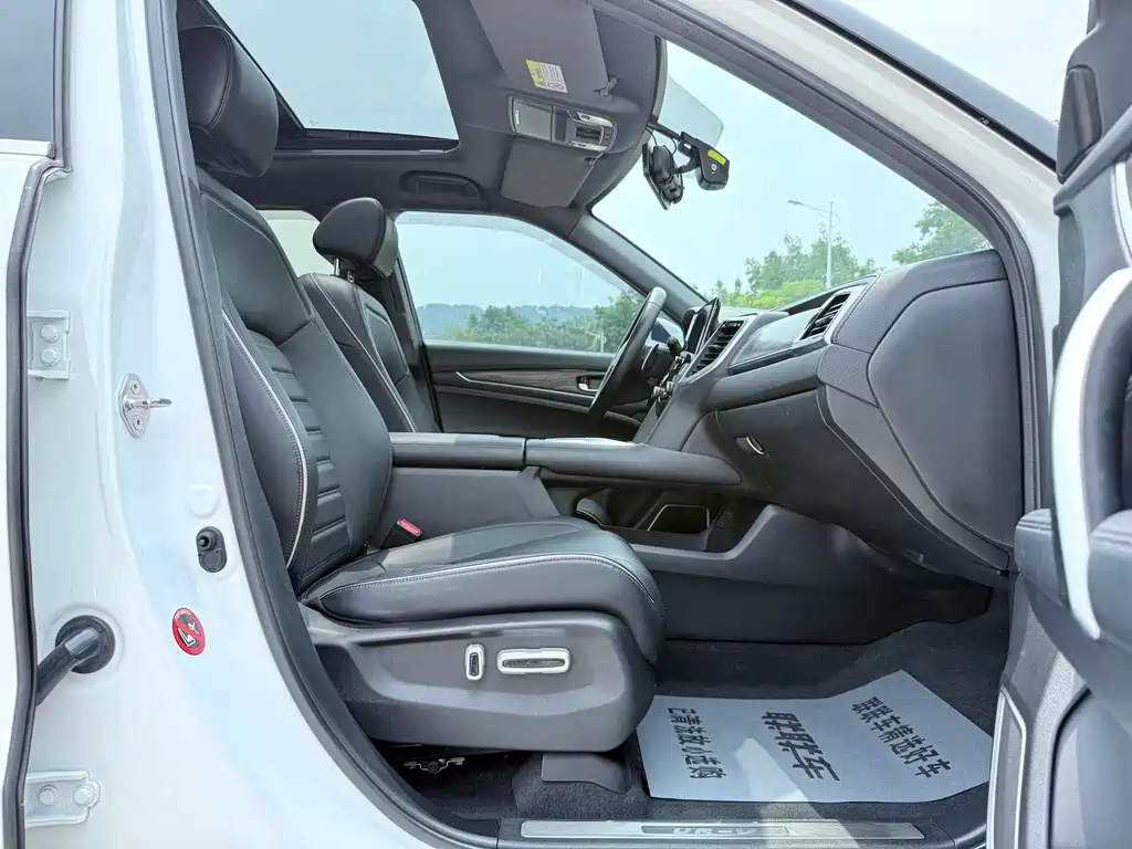 Honda UR-V 2017 — фото 10