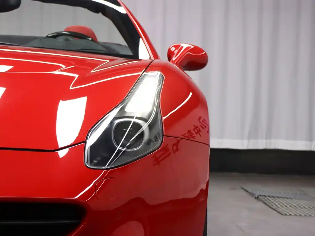 Ferrari California T 2015 — фото 15