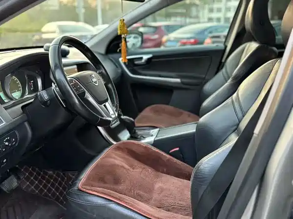 Volvo XC60 2014