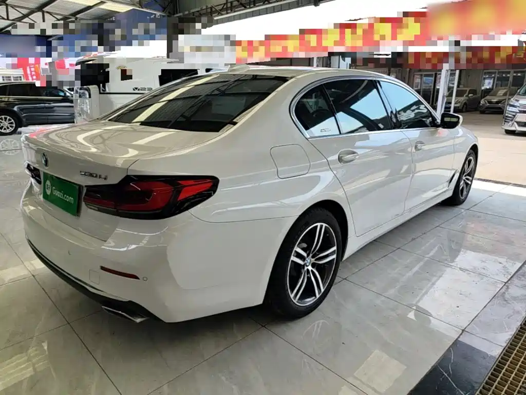 BMW 5 Series 2022