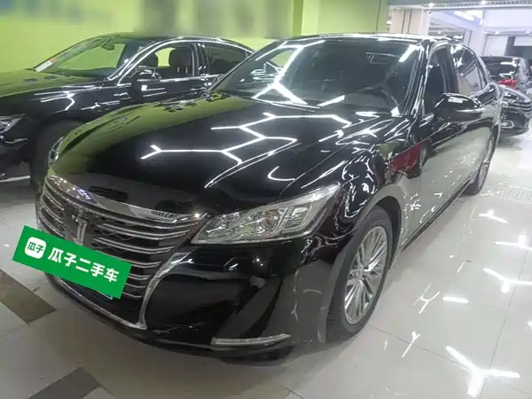 Toyota Crown 2017