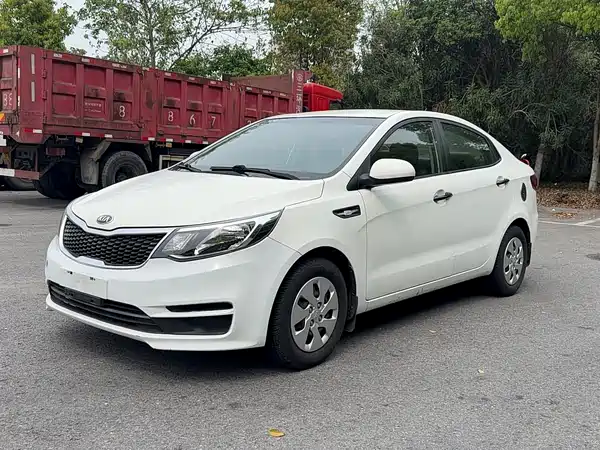 Kia K2 2015