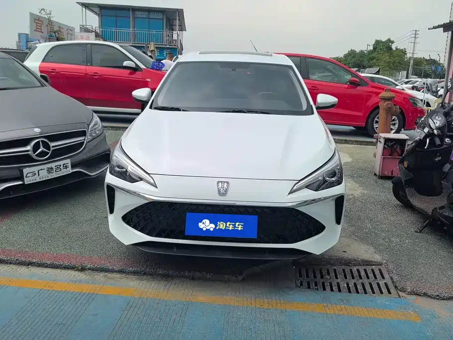 Roewe i5 2025