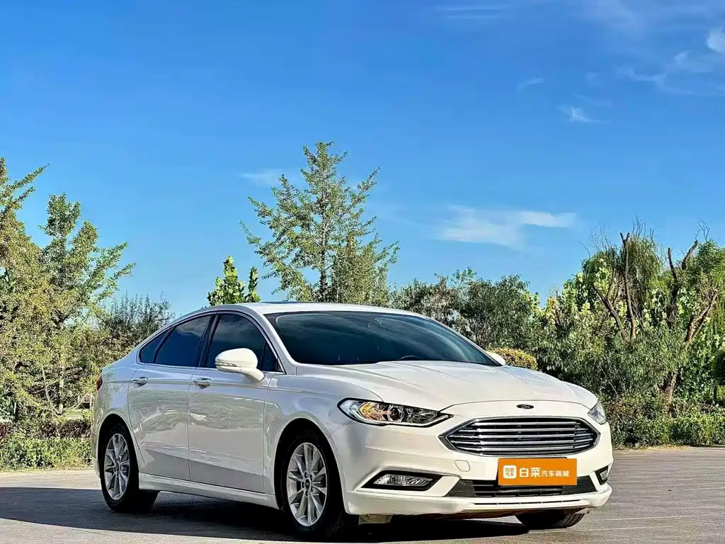 Ford Mondeo 2017 — фото 3