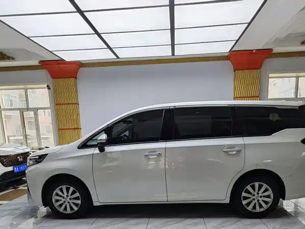 GAC Trumpchi M6 2022