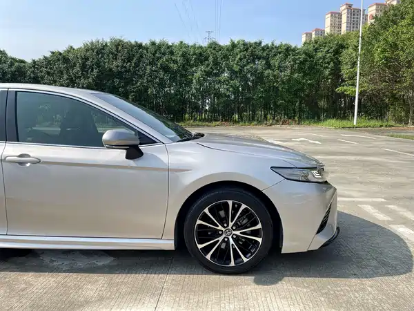 Toyota Camry 2019